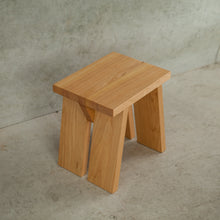 Load image into Gallery viewer, Poise Stool

